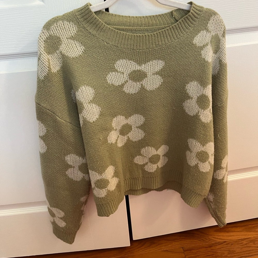 Women’s Olive Green Floral Knit Sweater